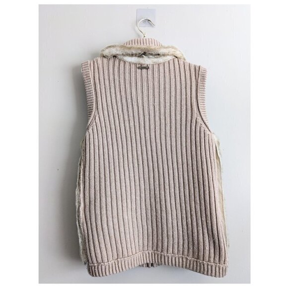 Eivissa Faux Fur Trim cable knit ribbed REVERSIBLE vest - Picture 5 of 9
